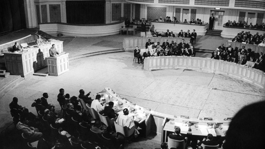 Prabowo Tegas Tolak Pakta Militer Asing 2026